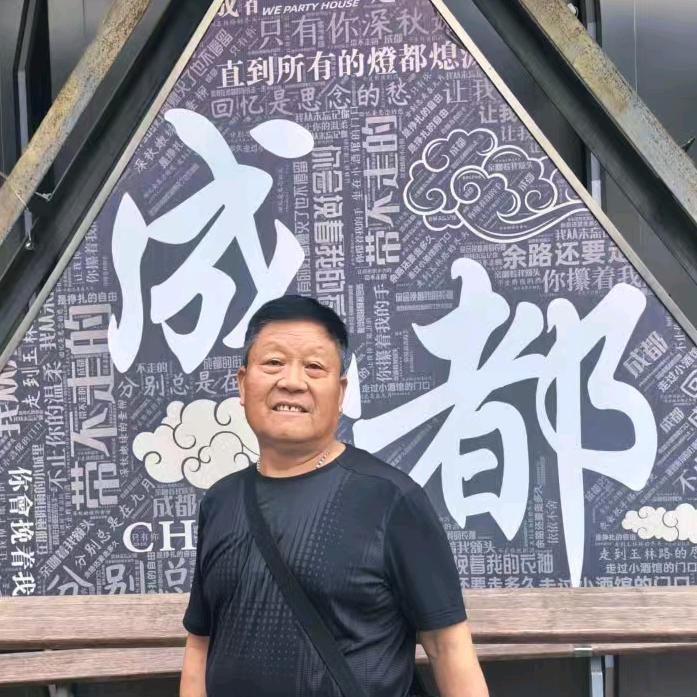 礼帽哥晚上八点开播👋👋