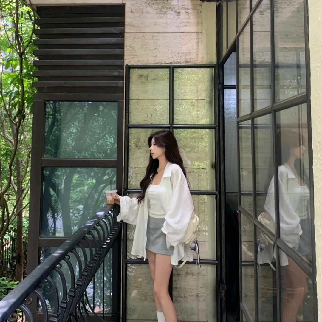 Lee佳