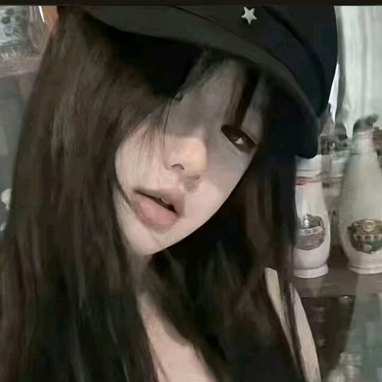 开心的小果子。