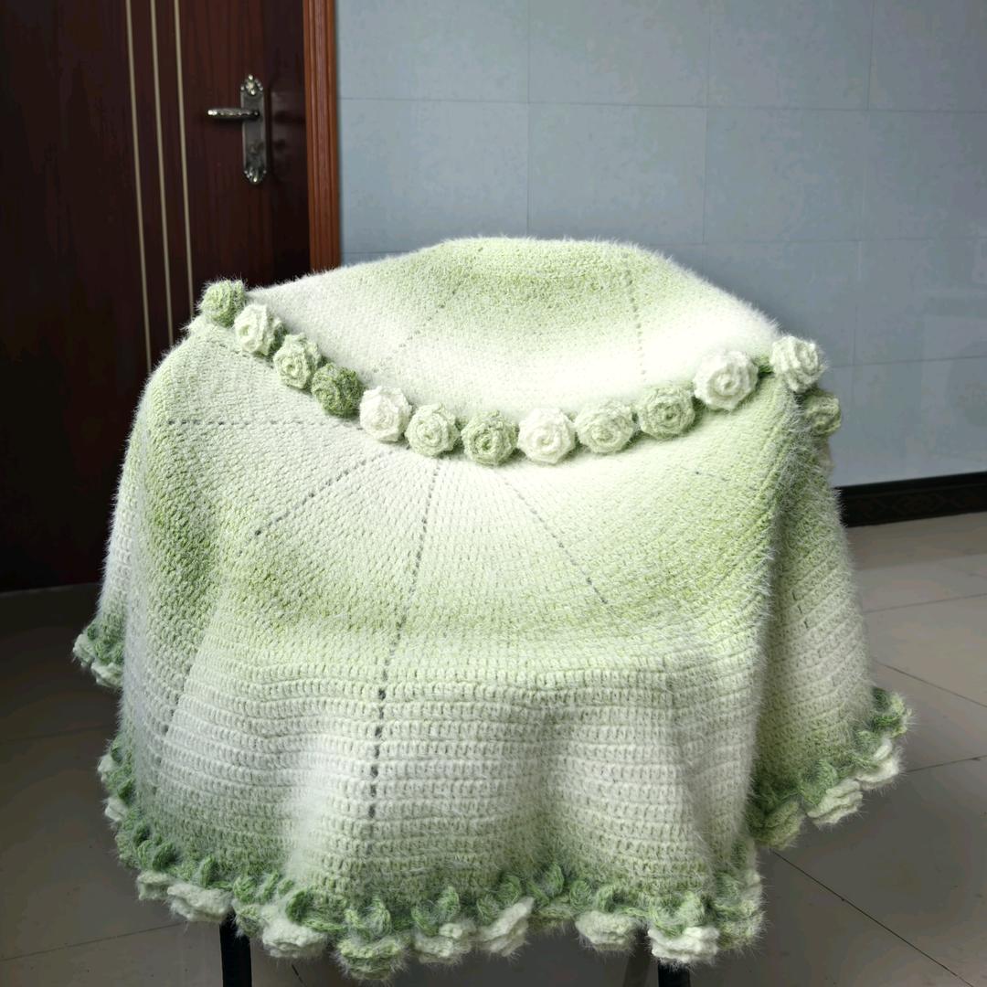 爱钩织的小林子