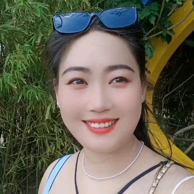 Poetics RG(ɔˆ ³(ˆ⌣