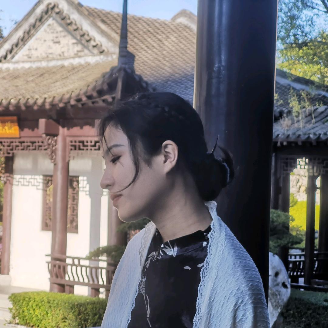 白友小慧.