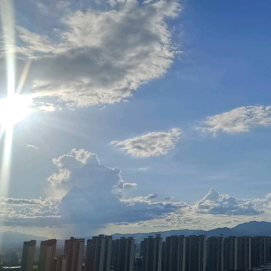 涵小浩