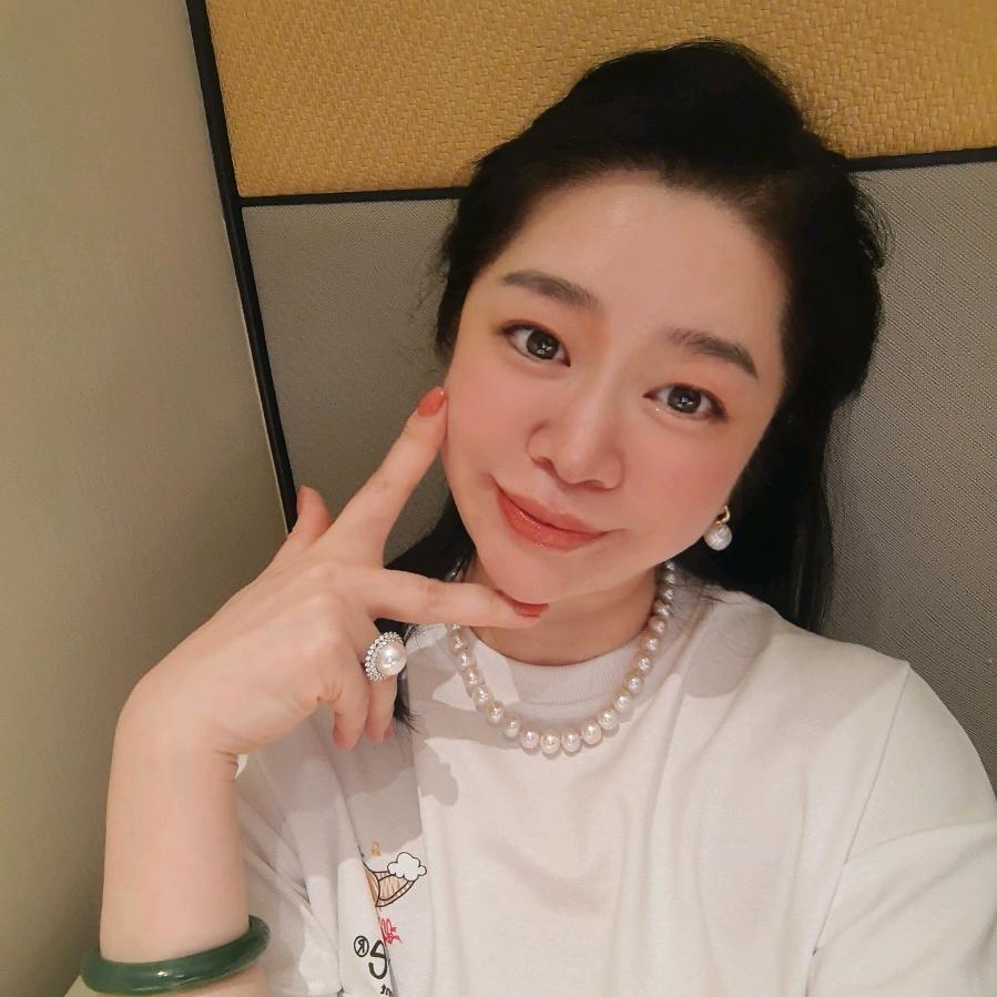 杨漂亮（翡翠壹姐）