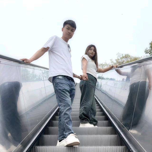 Z H 👣
