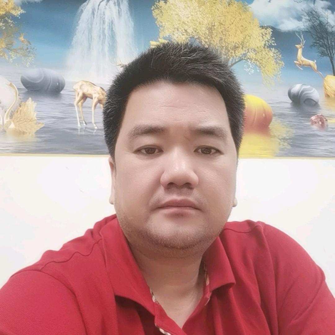 邱泼良