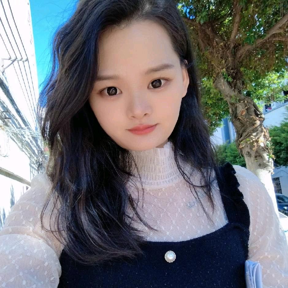 💋何姐姐