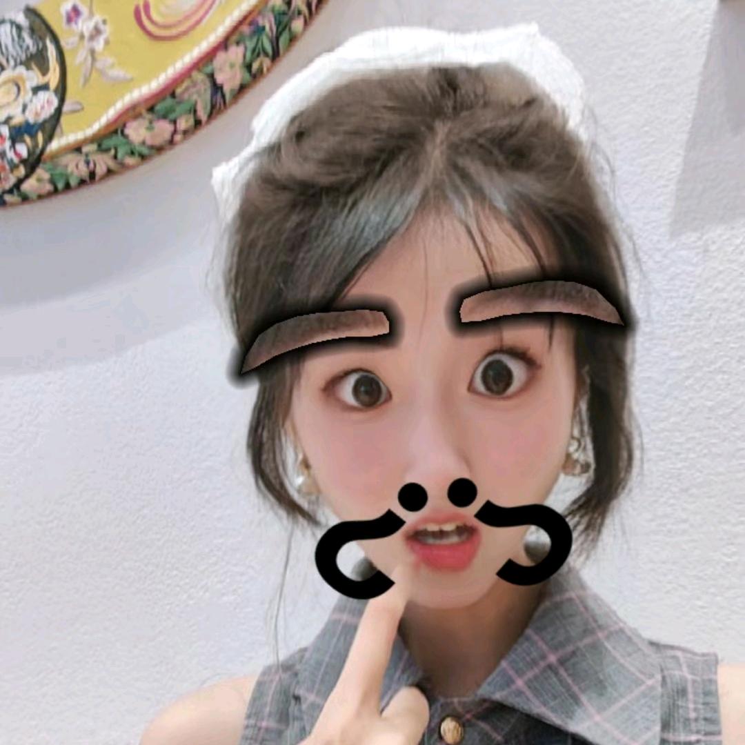 脸1点也不圆😆