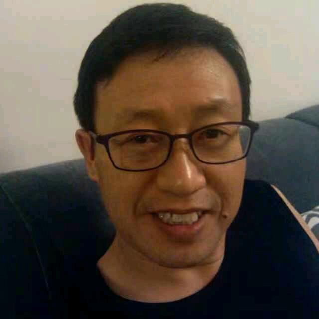 清晨雾都