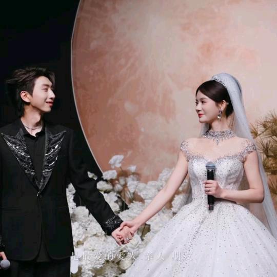 青风音乐忠实铁粉喜欢武汉estar花海版