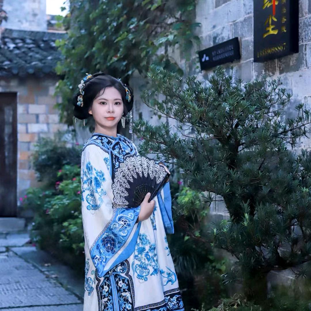 Atopos*๓´╰╯`๓♡