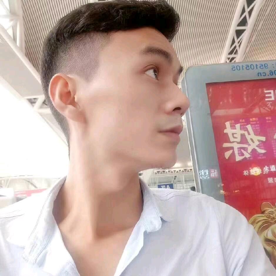 阿龍