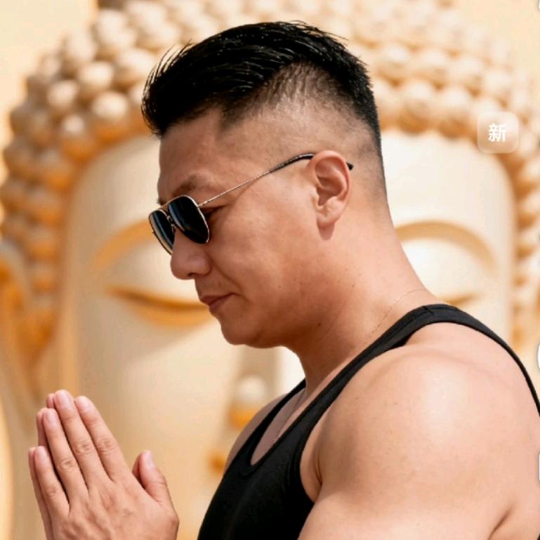 大 轩 ( 旋转木马