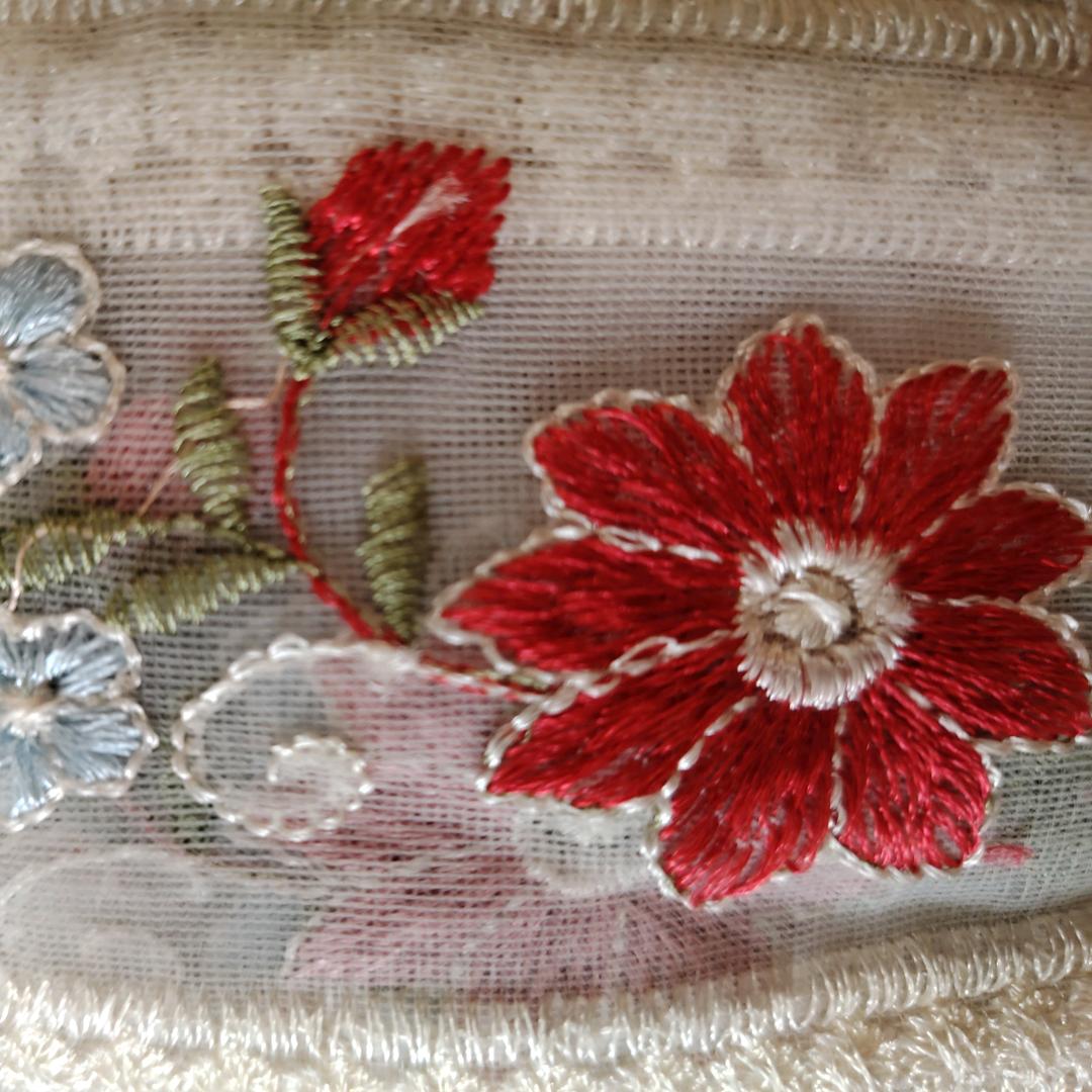 敏艺服装花边辅料店