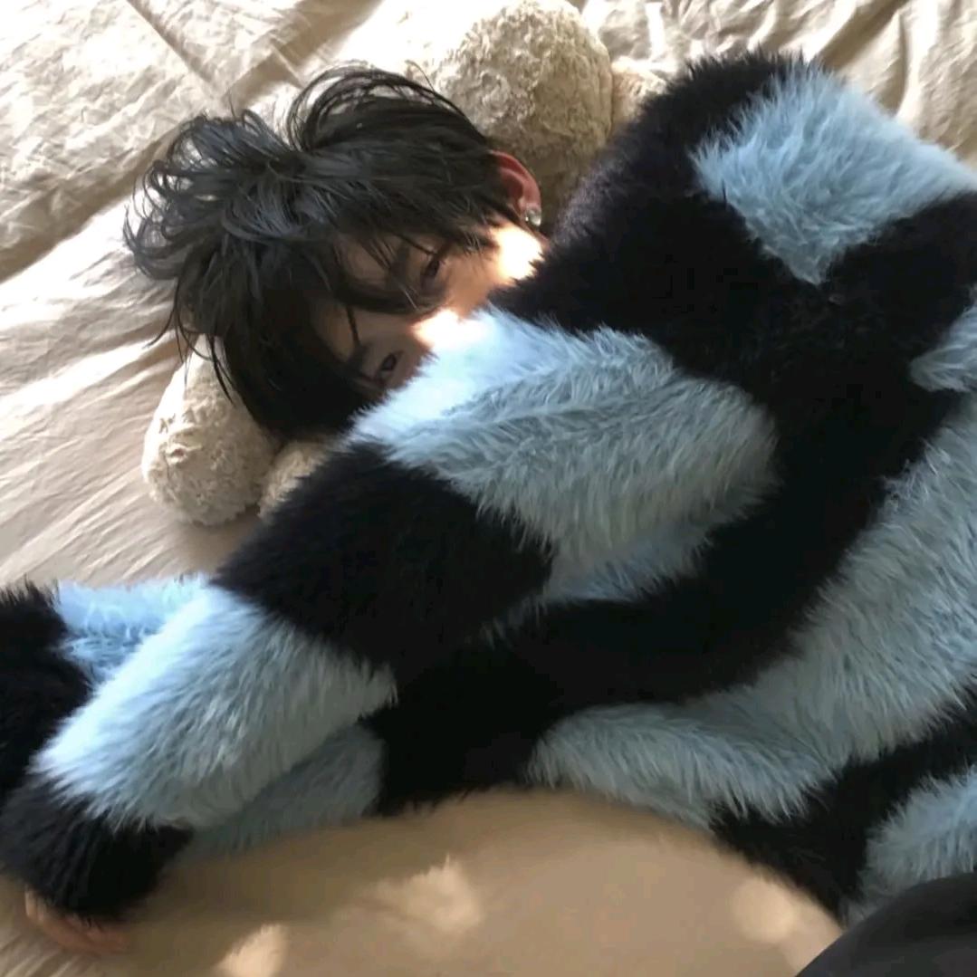 伤心💔的狼洋洋.