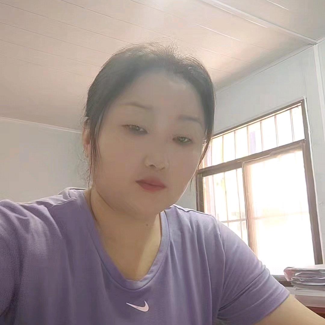 梅姐姐正在直播