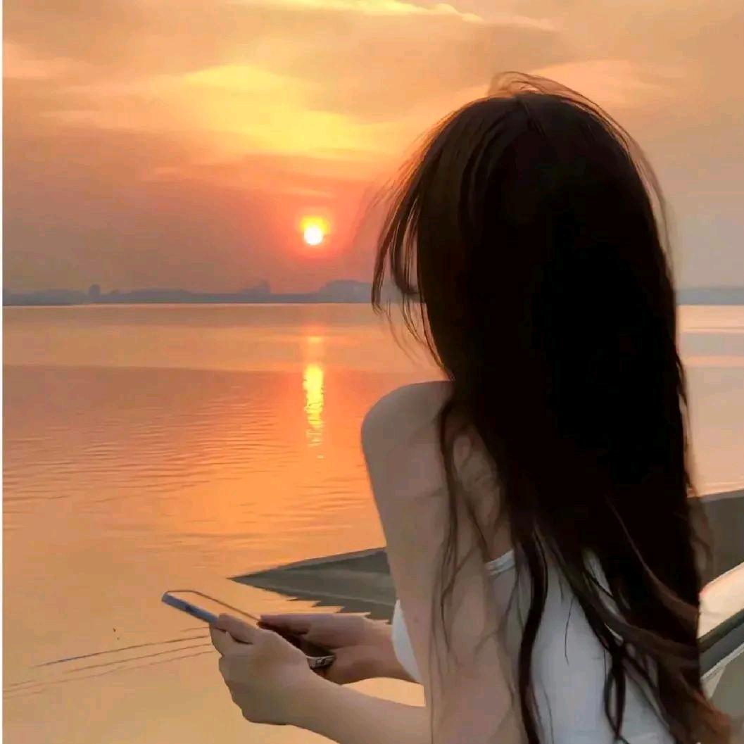 M。
