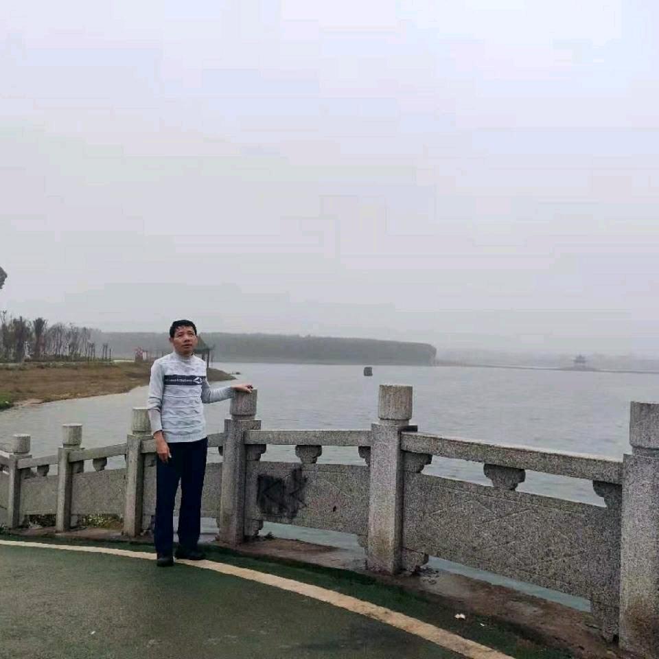 盲人吴龙珊