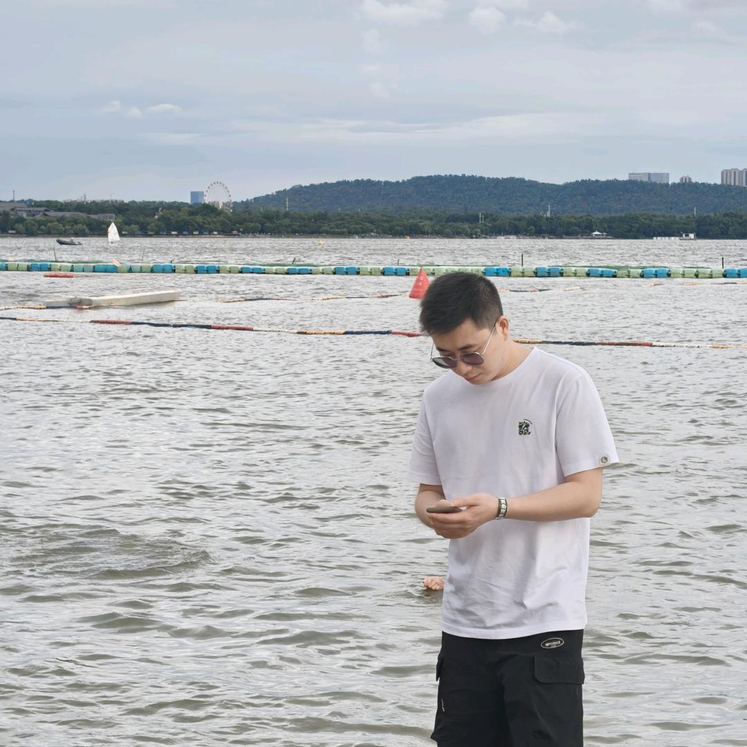 🌈休闲旅游我只牵爱人的手♡