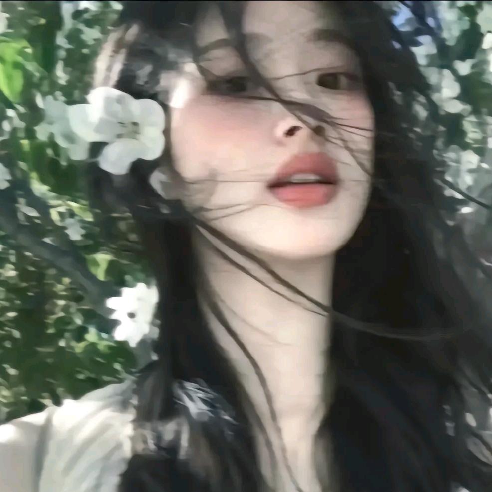 失眠的加菲猫