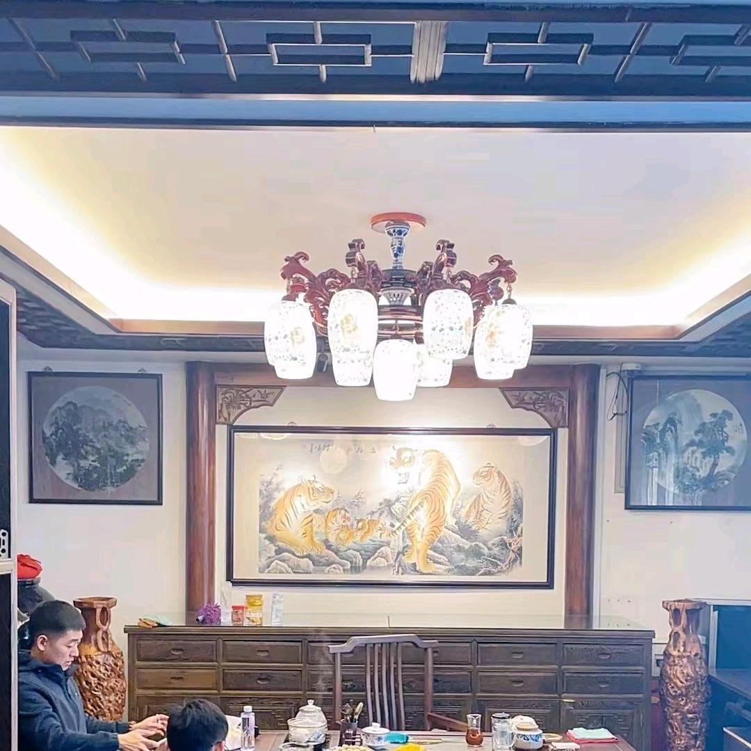 鸿泉生