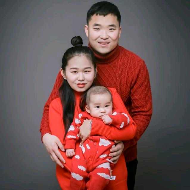 努力的乐乐