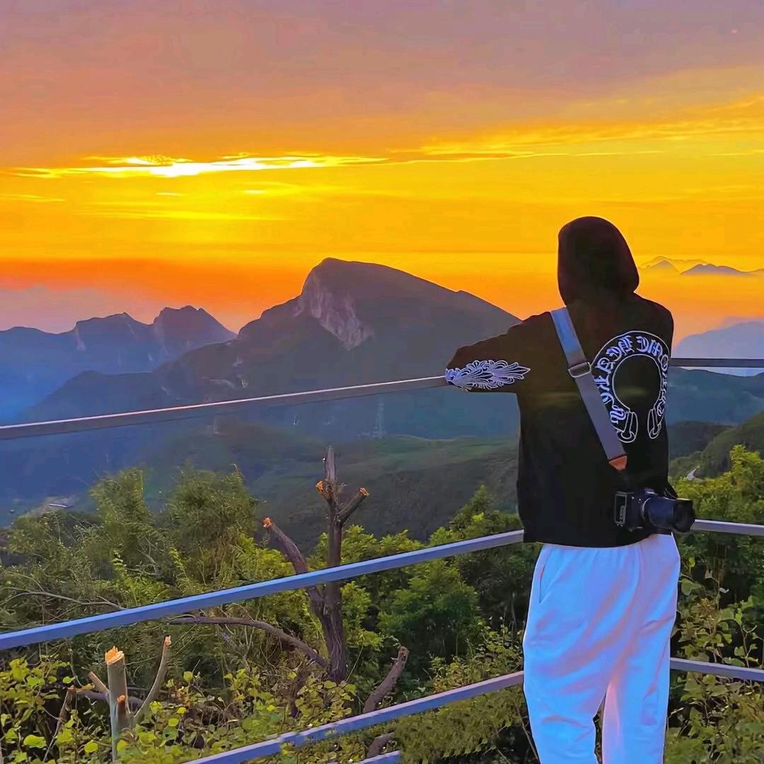 拜城洛伊婚纱·摄影师赛米