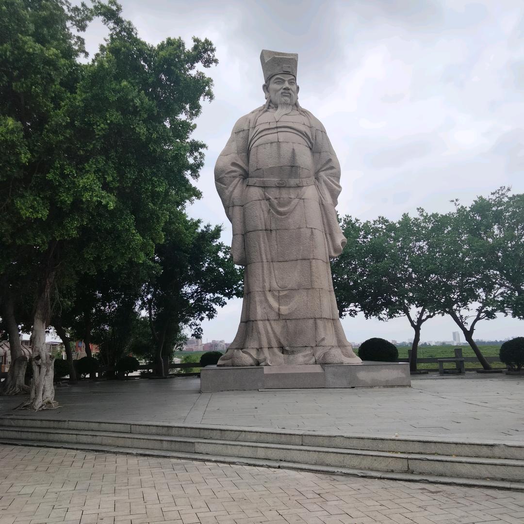 韦小哥