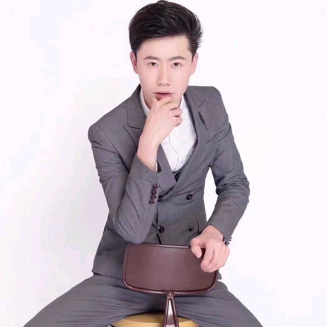 李孟楠 (不忘初心）