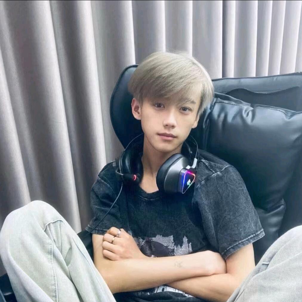 一陆有你₍♡♡