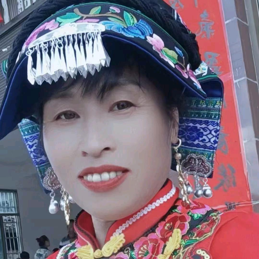 七妹手工编识花篮