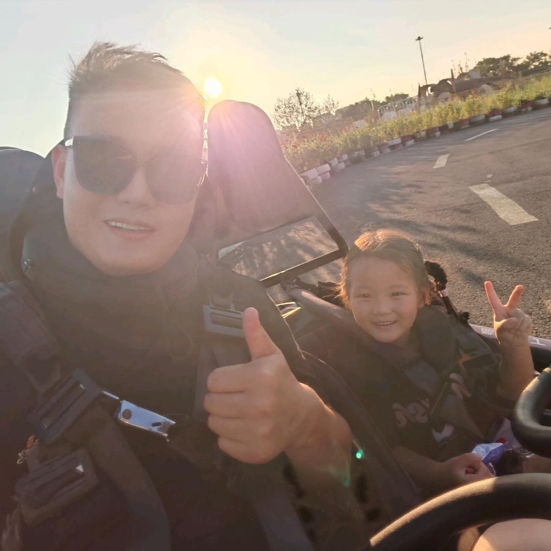 🇨🇳坤潼爸比🇨🇳