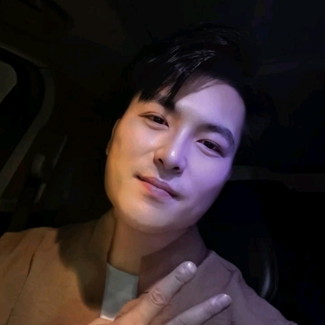 商丘亚特酒吧-副总涛涛