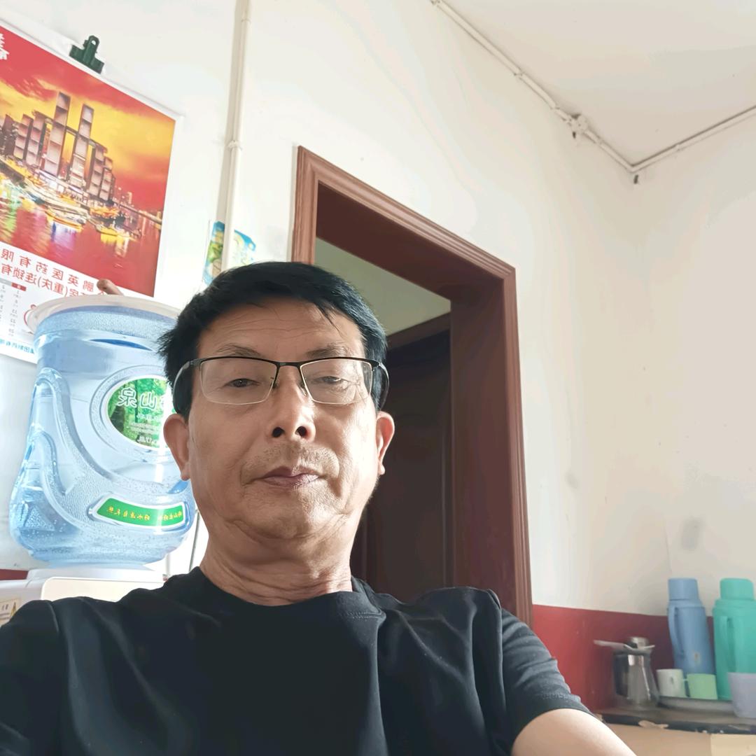 龙哥