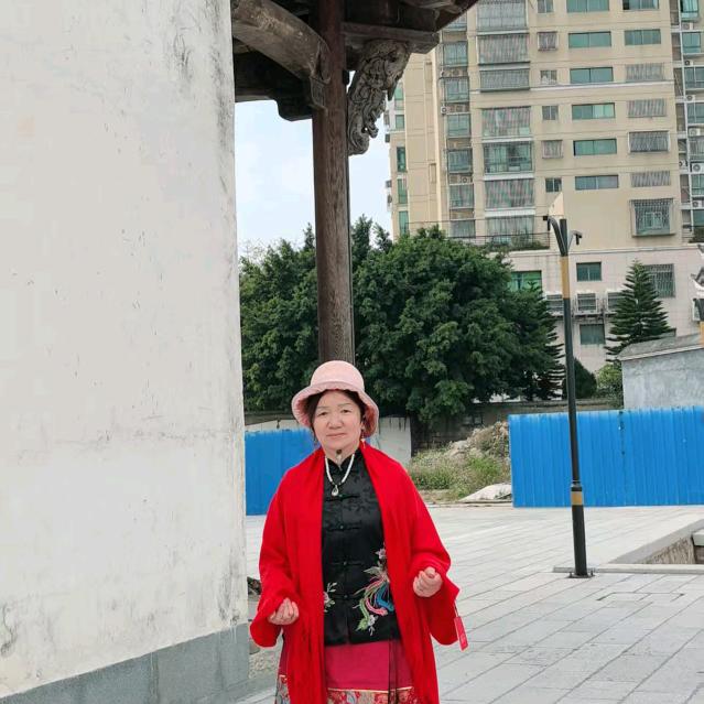 冯姐 下午五点半开播，