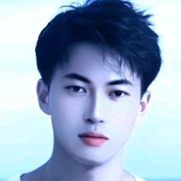 月华