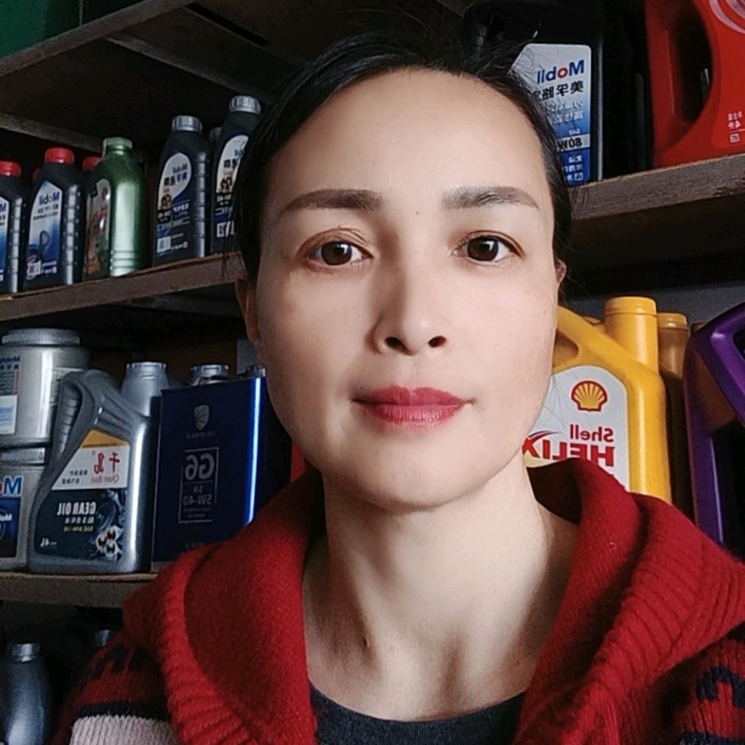君杨学跳舞