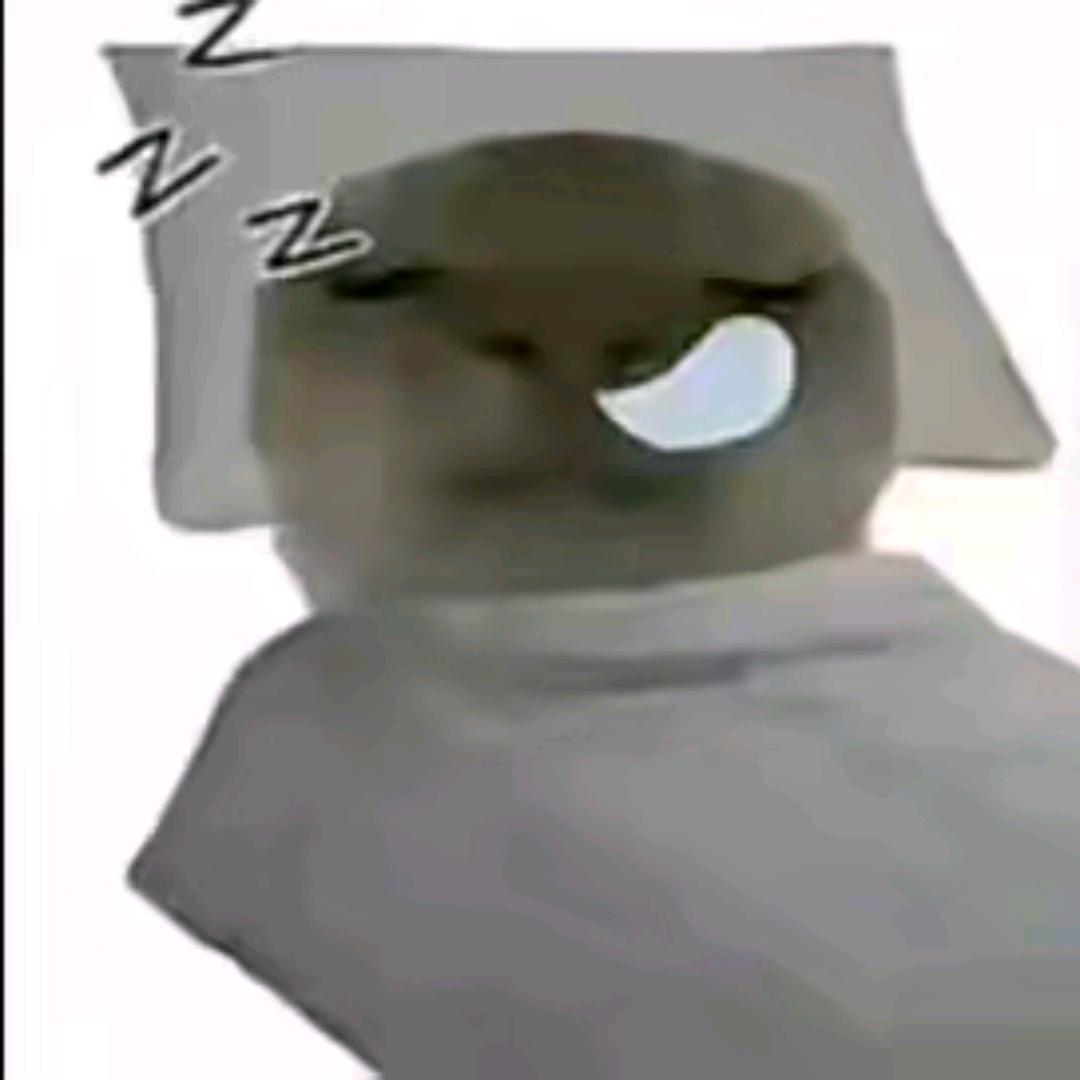 凌晨起来喝水一脚摔掉篮子的在逃公主