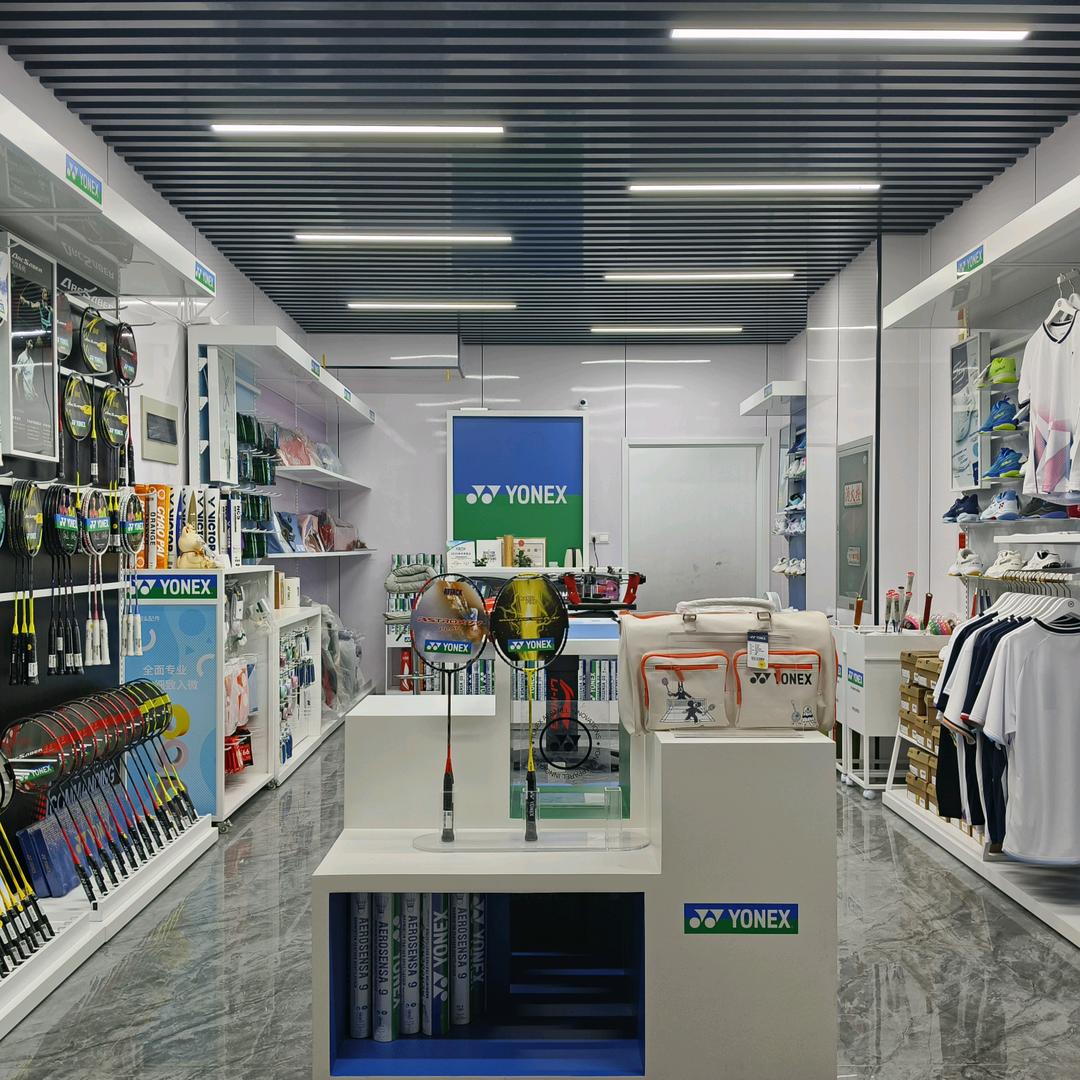 尤尼克斯羽毛球&句容威动体育