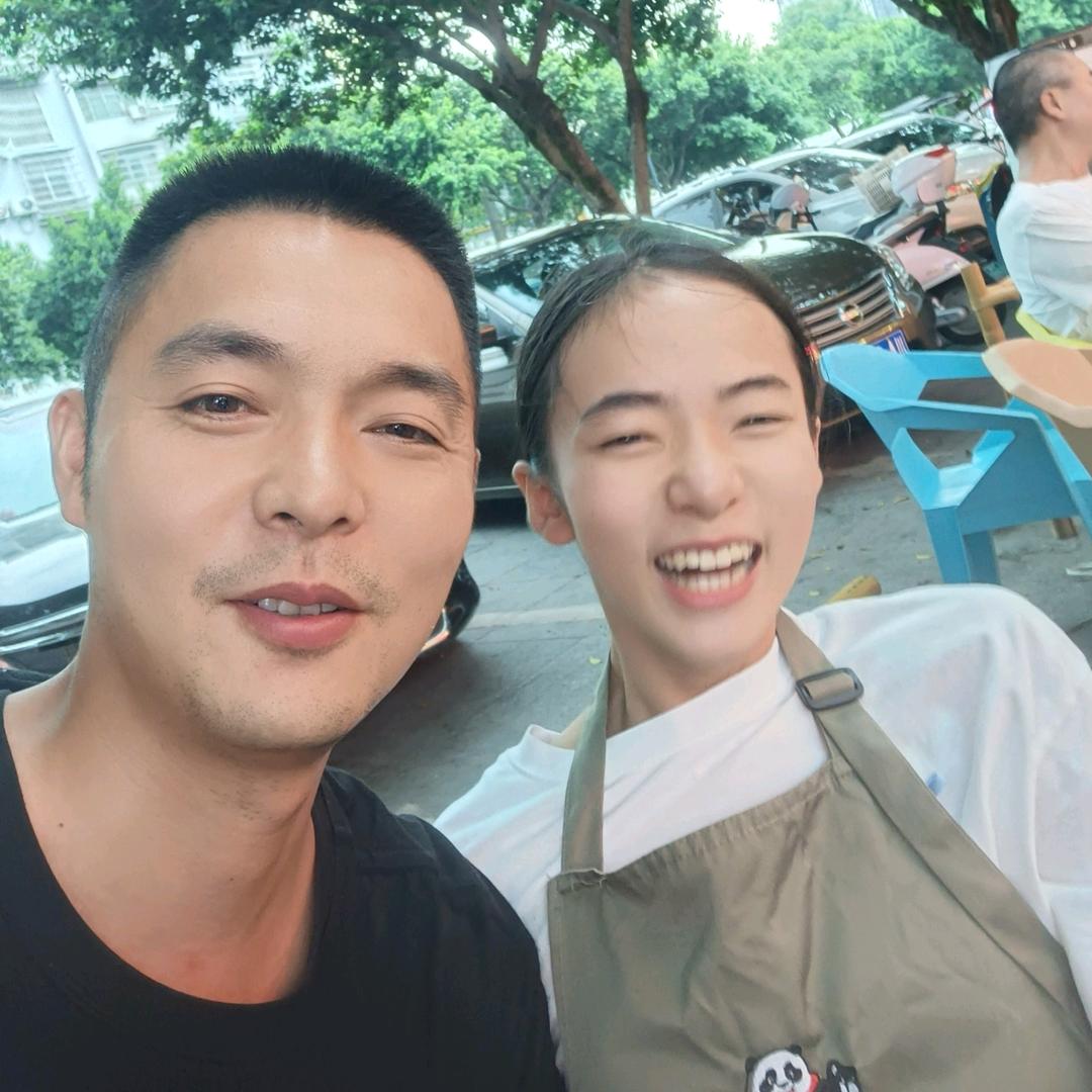 罗超代收电商果榨汁果