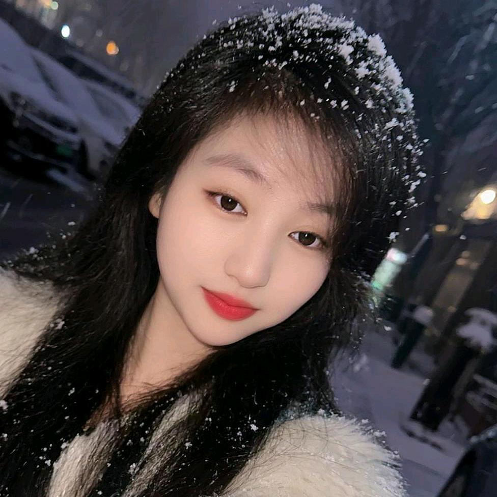 爱吃榴莲的筱女人