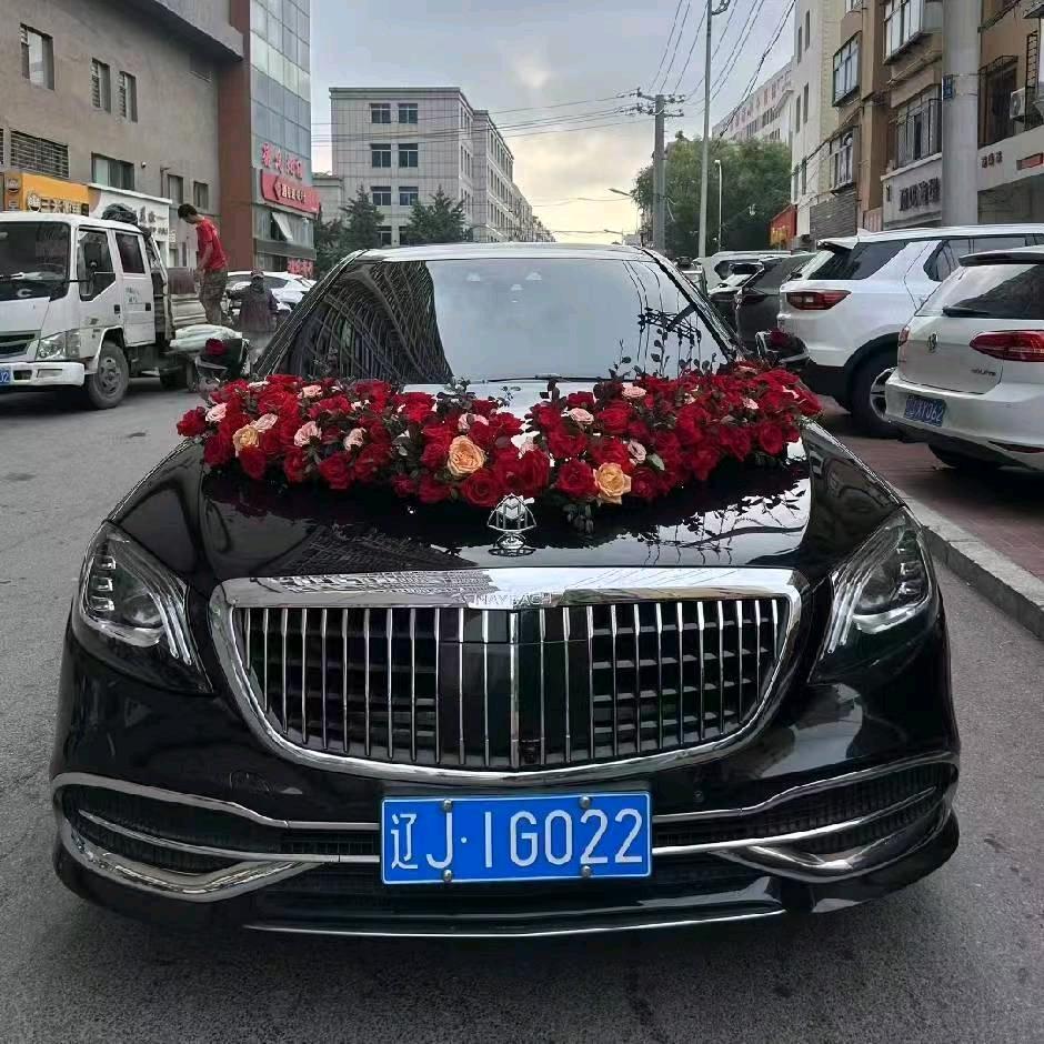 阜新小威婚车