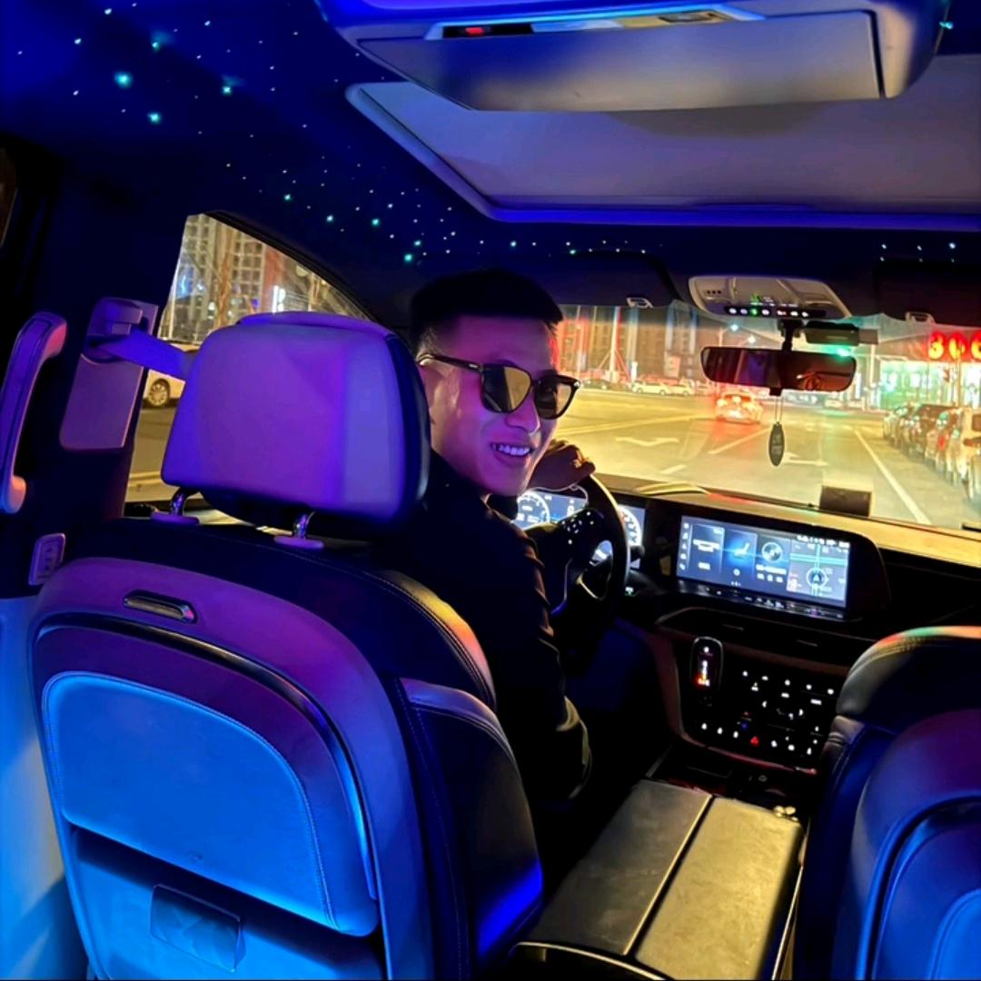 陈蒙_（汽车租赁）