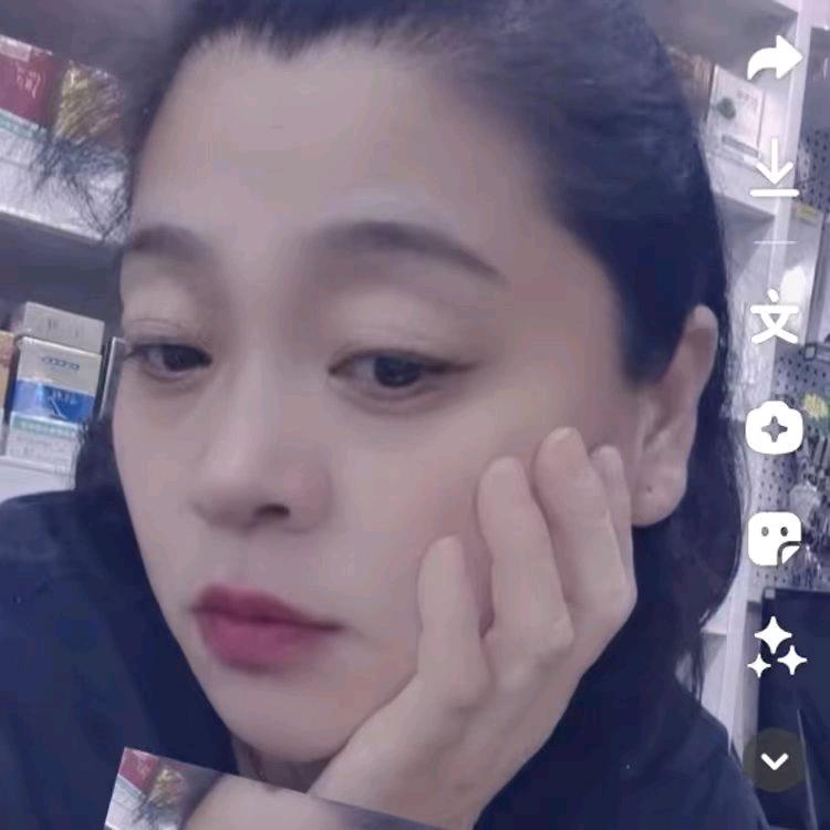 cc的妈妈