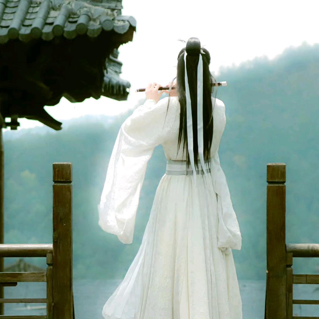 吹个五彩泡泡