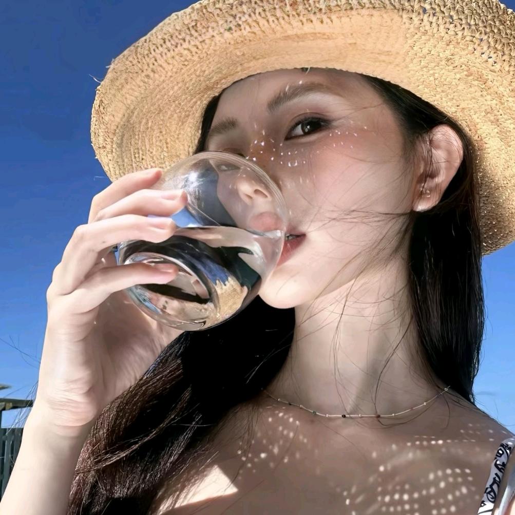 是小小鱼吖