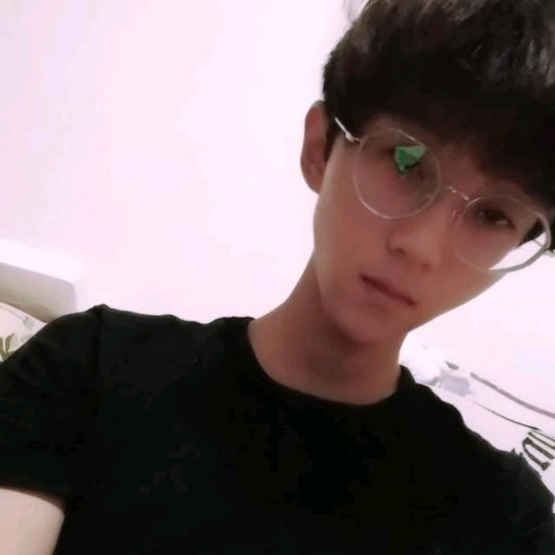 ㅤ ㅤ          ㅤ ㅤ秋
