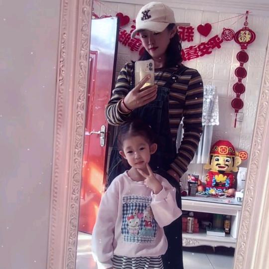 ঞৣঁ🍒悦己᭄心安ঞৣ᭄