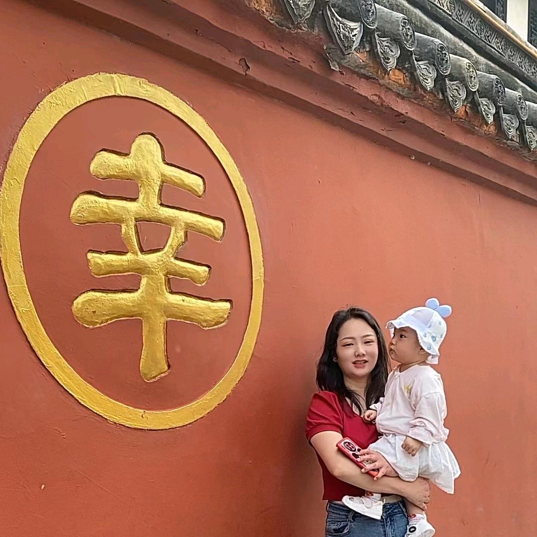 桃子🍑vlog（努力涨粉中）