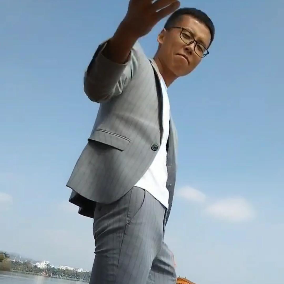 说一不二